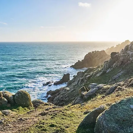 Holiday home 4 Coastguard - Porthgwarra
